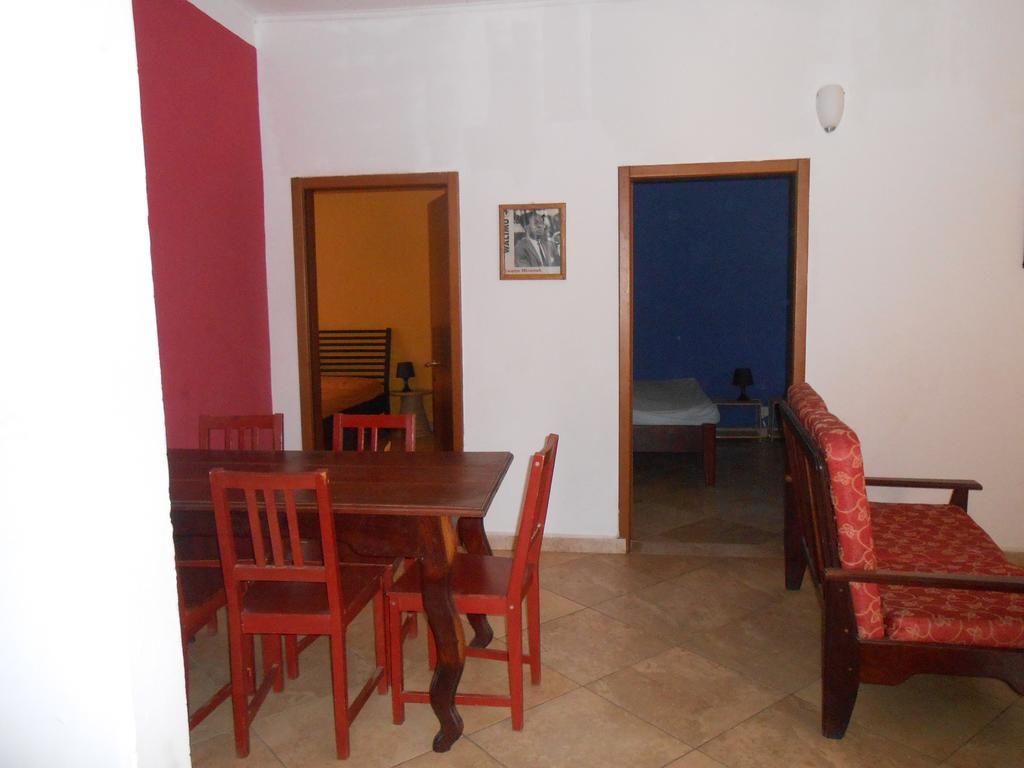 Sanchaba Yellow Apartments Kololi Buitenkant foto